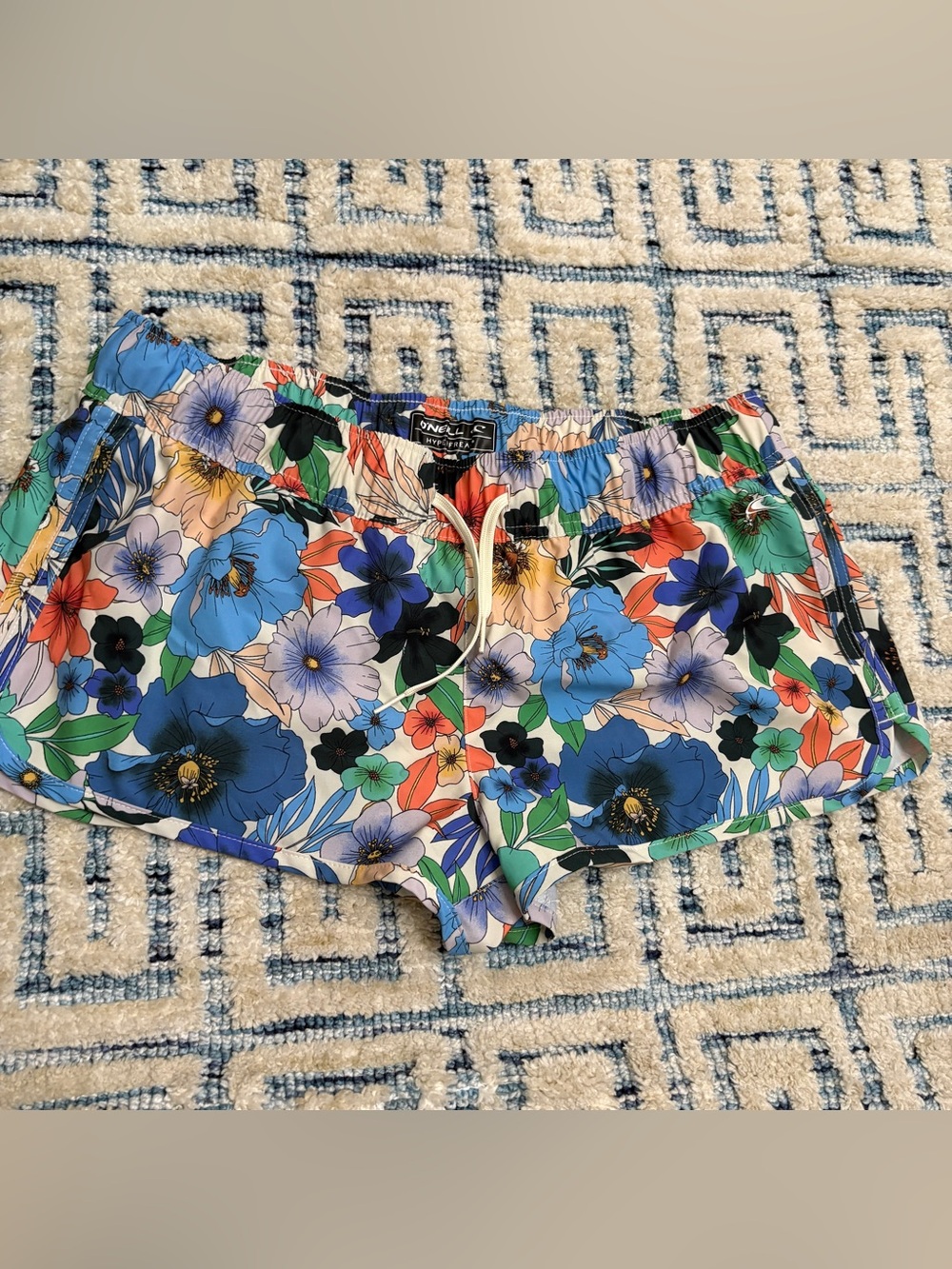 O'Neill Women's Floral Beach/board Shorts - Multicolor size L